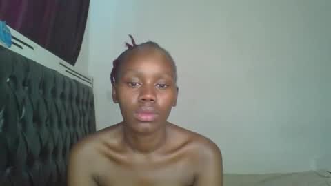 lil_meg online show from March 21, 9:14 am