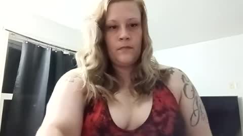 lil_nelli8 online show from June 14, 6:48 am