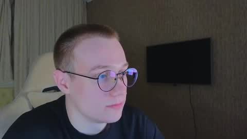 lil_raysss online show from January 9, 9:16 pm
