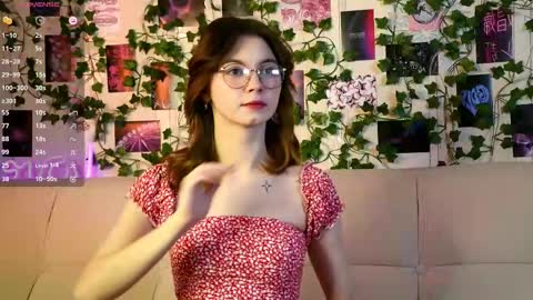lil_raysss online show from February 13, 4:43 am