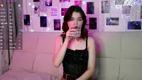 lil_raysss online show from February 21, 4:40 am