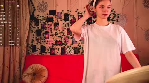 lil_raysss online show from March 5, 7:38 am