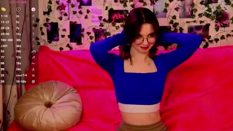 lil_raysss online show from March 11, 7:04 am