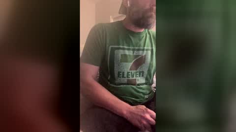 Snapshot of lil_ryno chatting on April 9, 8:53 am lil_ryno online show from April 9, 8:53 am