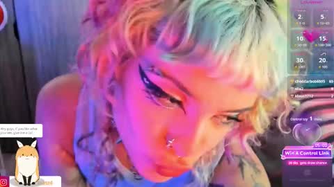 Snapshot of lila_bratz chatting on February 19, 2:51 am Lila online show from February 19, 2:51 am
