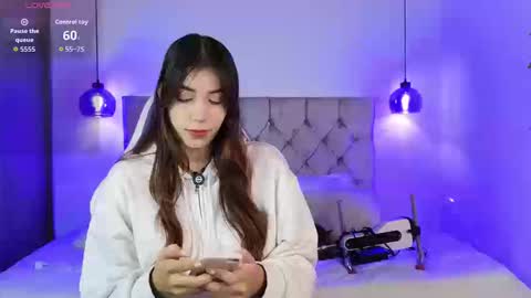 Snapshot of lila_min chatting on September 11, 1:55 pm lila_min online show from September 11, 1:55 pm