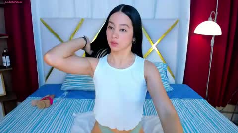 Snapshot of lila_pinky_ chatting on April 17, 12:30 pm lila_pinky_ online show from April 17, 12:30 pm