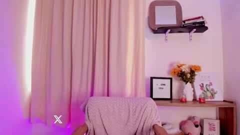 Lila  online show from September 26, 7:07 pm