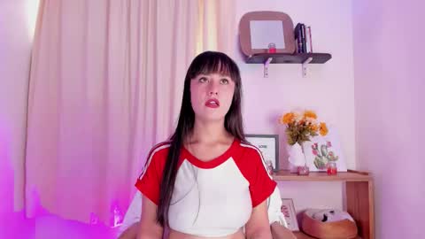 Lila  online show from November 19, 8:20 pm