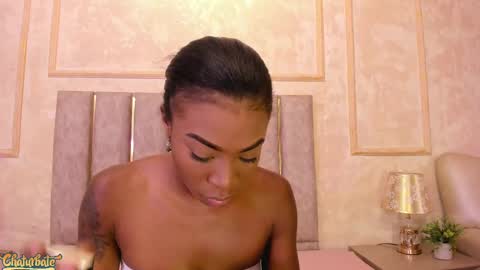 lila bailey  online show from September 12, 8:09 pm