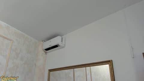 lila bailey  online show from October 14, 7:58 pm