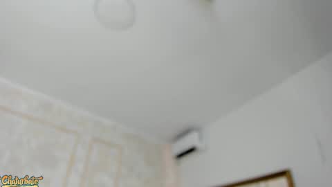 lila bailey  online show from October 17, 7:38 pm