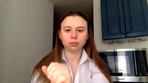Lily online show from September 23, 8:17 am