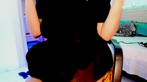 Snapshot of lilah_sweet chatting on January 24, 11:37 am Lilah Sweet online show from January 24, 11:37 am