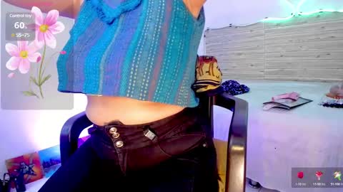 Snapshot of lilah_sweet chatting on March 12, 2:34 pm Lilah Sweet online show from March 12, 2:34 pm