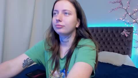 Snapshot of lilavame chatting on September 20, 7:37 pm LilaVame online show from September 20, 7:37 pm