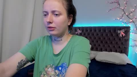 Snapshot of lilavame chatting on September 22, 8:33 pm LilaVame online show from September 22, 8:33 pm