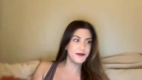 Snapshot of lilbi85_ chatting on November 4, 1:59 am lilbi85_ online show from November 4, 1:59 am