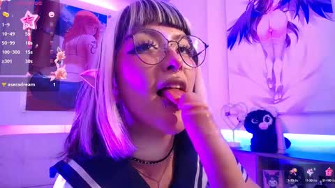lilcandy19 online show from September 27, 2:44 pm
