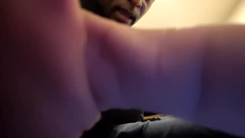 Snapshot of lilclobrown1318 chatting on April 6, 7:42 am Lil C-Lo Brown online show from April 6, 7:42 am