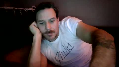 Snapshot of lildeer1980 chatting on December 5, 3:15 am lildeer1980 online show from December 5, 3:15 am