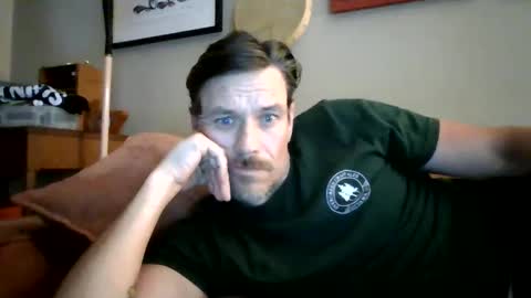 Snapshot of lildeer1980 chatting on May 21, 2:29 am lildeer1980 online show from May 21, 2:29 am