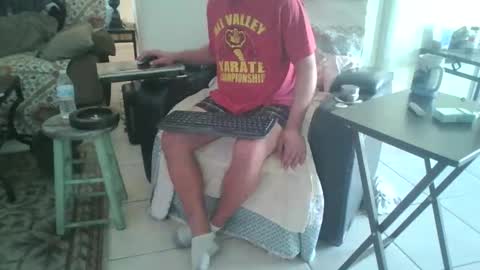 Snapshot of lildicksissy chatting on December 19, 2:02 pm lildicksissy online show from December 19, 2:02 pm