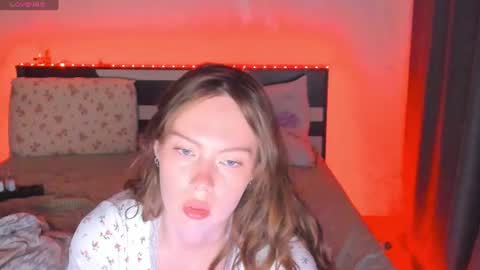 lilemma19 online show from July 11, 9:27 pm