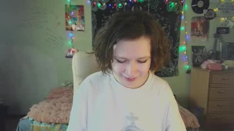 Lil online show from October 15, 12:38 pm