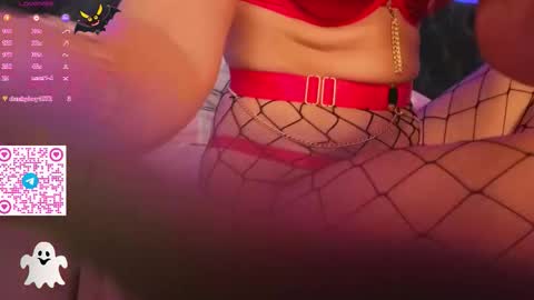 Snapshot of lili_bruno chatting on October 31, 2:23 am Lili online show from October 31, 2:23 am