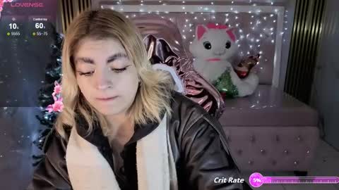 Lili online show from December 18, 3:12 am