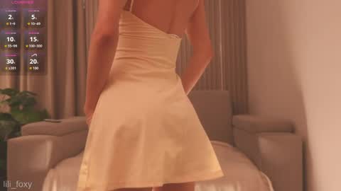 Snapshot of lili_foxy chatting on May 3, 8:15 pm lili online show from May 3, 8:15 pm