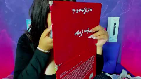 Lili  online show from November 19, 7:25 pm