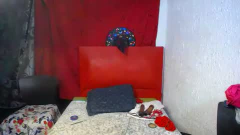 lili sweet online show from February 19, 12:17 am