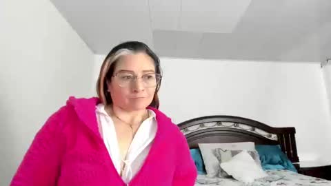liliamilf online show from December 5, 3:48 am