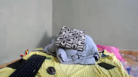 Snapshot of liliahsexie chatting on October 30, 6:37 am liliah online show from October 30, 6:37 am