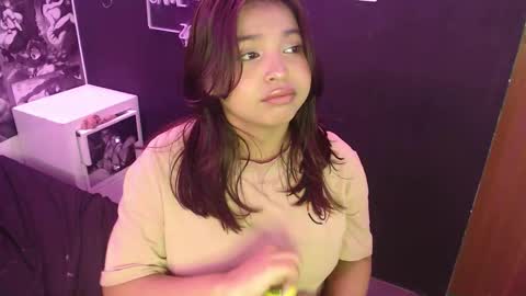 Snapshot of liliana_pink chatting on March 9, 1:53 am liliana online show from March 9, 1:53 am