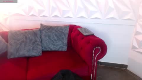 Snapshot of liliana_pink chatting on March 18, 12:25 am liliana online show from March 18, 12:25 am