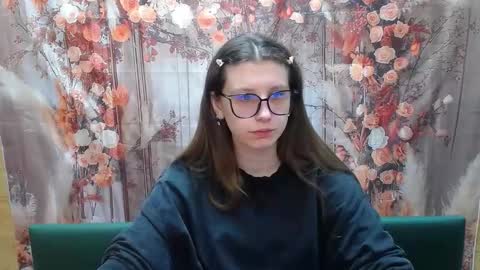 lilianashine online show from March 4, 6:19 am