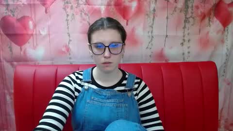 lilianashine online show from March 31, 5:30 am