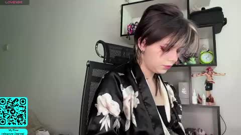Lilian online show from July 4, 7:03 am