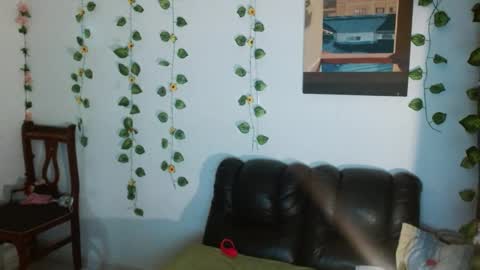 yesica online show from October 18, 8:09 pm