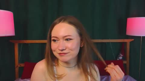 Snapshot of liliangonzalez chatting on February 8, 7:39 pm lilia online show from February 8, 7:39 pm