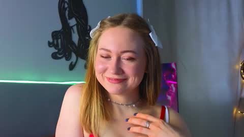 Snapshot of liliangonzalez chatting on February 14, 8:55 am lilia online show from February 14, 8:55 am