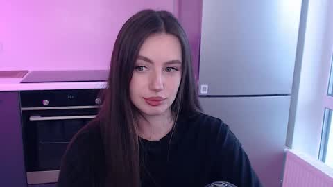 Lilu online show from February 11, 7:13 am