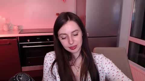 Lilu online show from March 4, 11:00 pm