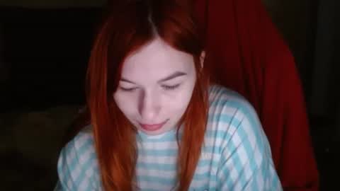 Snapshot of liliawoolf chatting on January 7, 5:43 am liliawoolf online show from January 7, 5:43 am