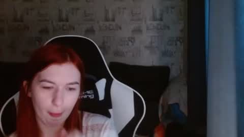 Snapshot of liliawoolf chatting on January 31, 11:03 am liliawoolf online show from January 31, 11:03 am