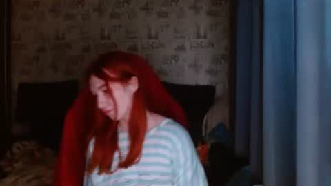Snapshot of liliawoolf chatting on February 3, 2:24 pm liliawoolf online show from February 3, 2:24 pm