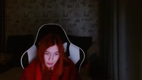 Snapshot of liliawoolf chatting on February 6, 3:31 pm liliawoolf online show from February 6, 3:31 pm